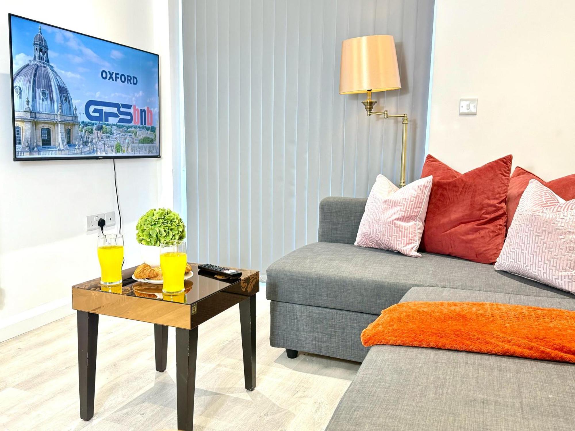 Hazel 1-bedroom Cousy Flat, Parking, Wifi, Prime Location, Close To Blenheim Palace & Oxford Apartment Kidlington