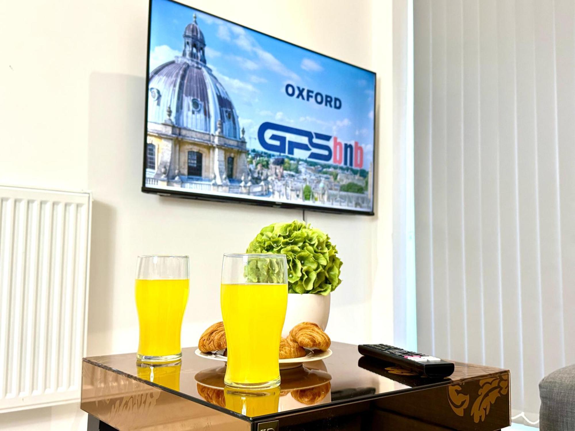Apartment Hazel 1-bedroom Cousy Flat, Parking, Wifi, Prime Location, Close To Blenheim Palace & Oxford