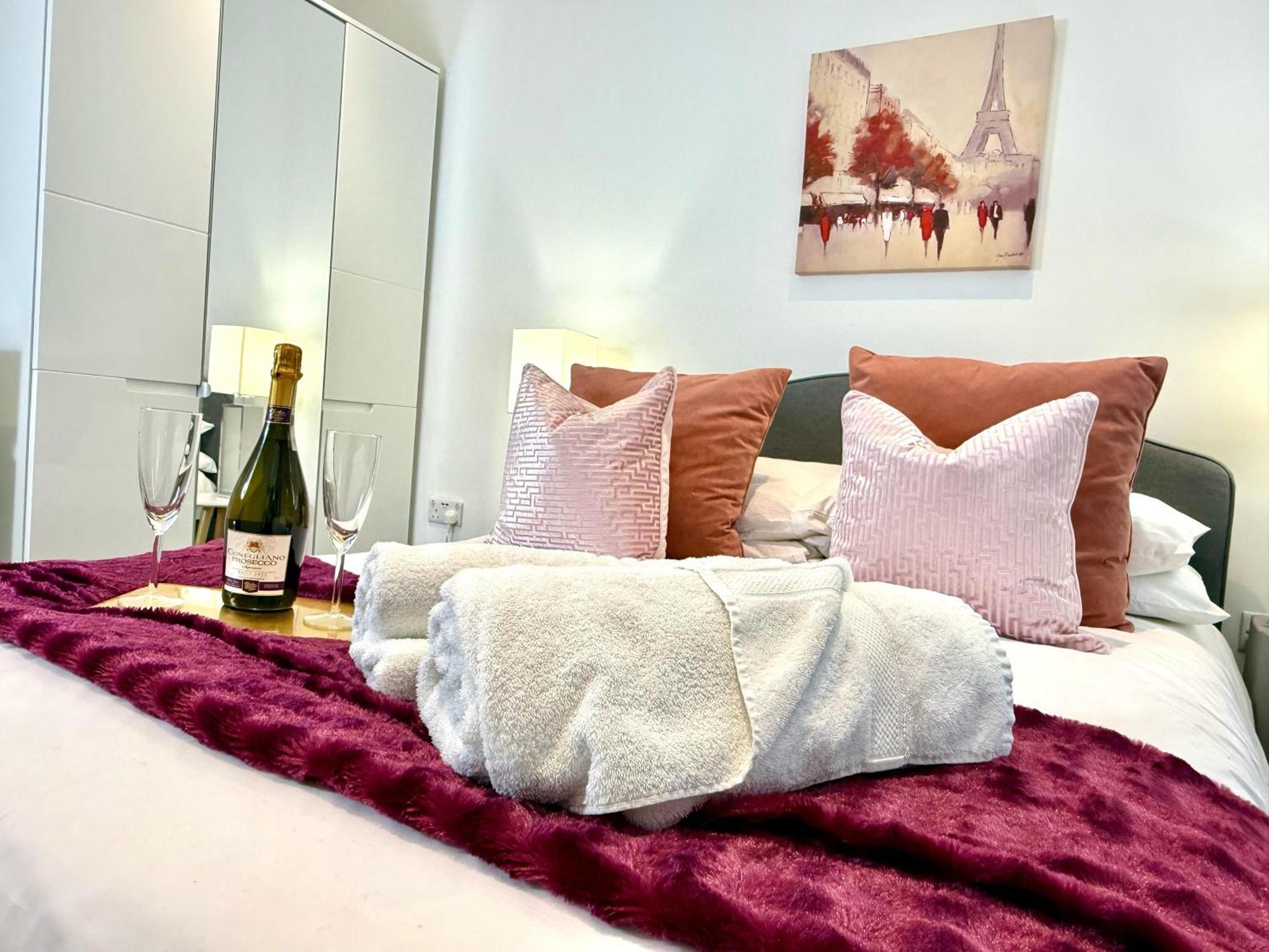 Hazel 1-bedroom Cousy Flat, Parking, Wifi, Prime Location, Close To Blenheim Palace & Oxford * Kidlington